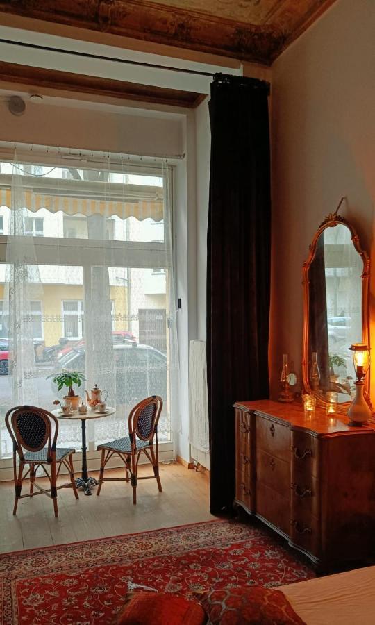 La Vie En Rose: Elegance And Art Appartement *